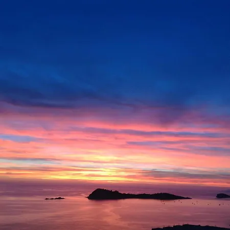 Fox Appartamento Cavtat