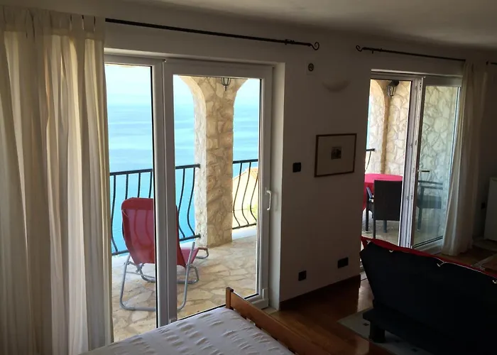 Fox דירה קאבטאט